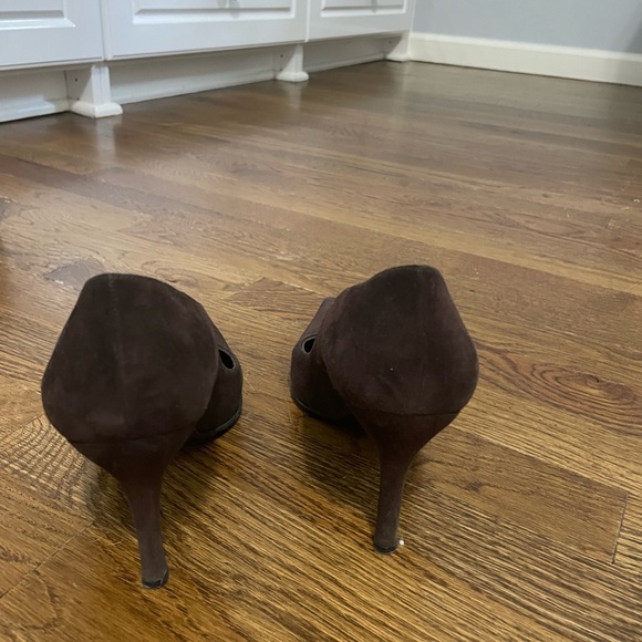 Stuart Weitzman brown suede heel - Picture 3 of 3